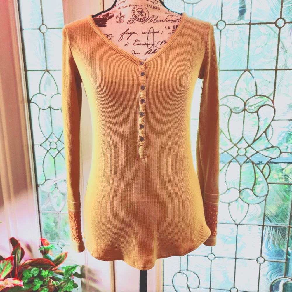 Sundance FINAL MARKDOWN Henley with Crochet Details, soft mustard color, M